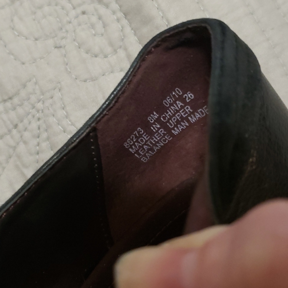 Booties - Picture 4 of 4